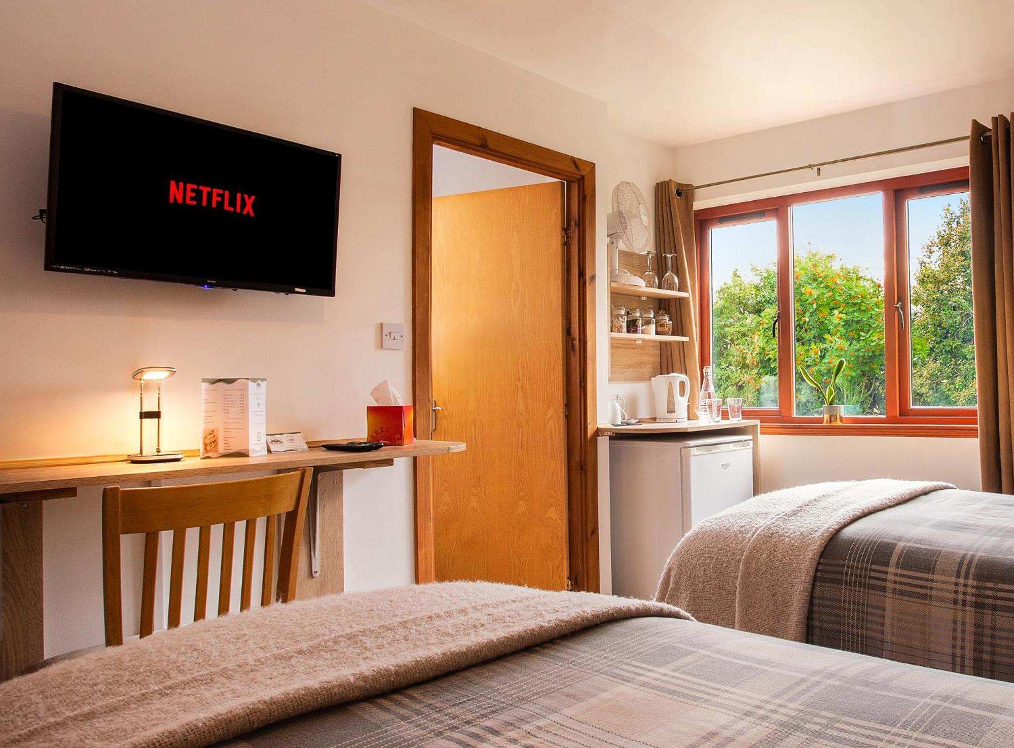 Beechwood Lodge Guesthouse Alness Ngoại thất bức ảnh