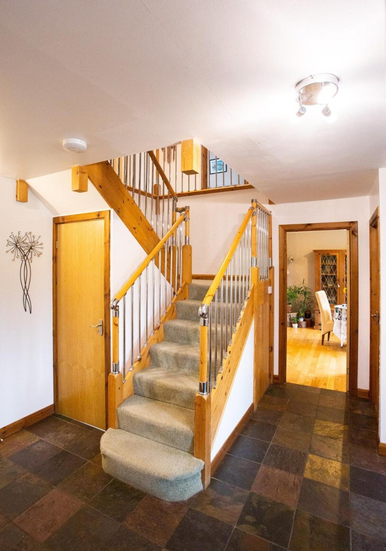 Beechwood Lodge Guesthouse Alness Ngoại thất bức ảnh