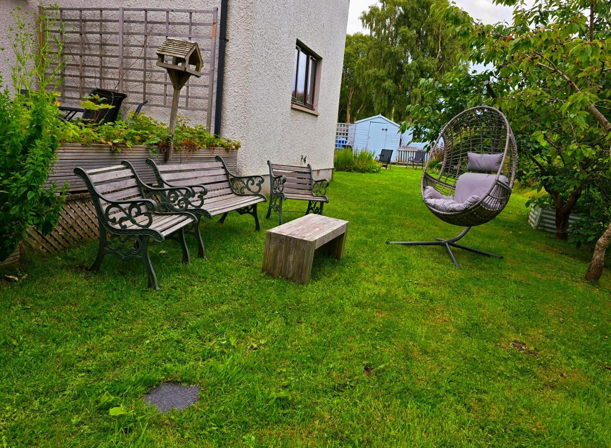 Beechwood Lodge Guesthouse Alness Ngoại thất bức ảnh